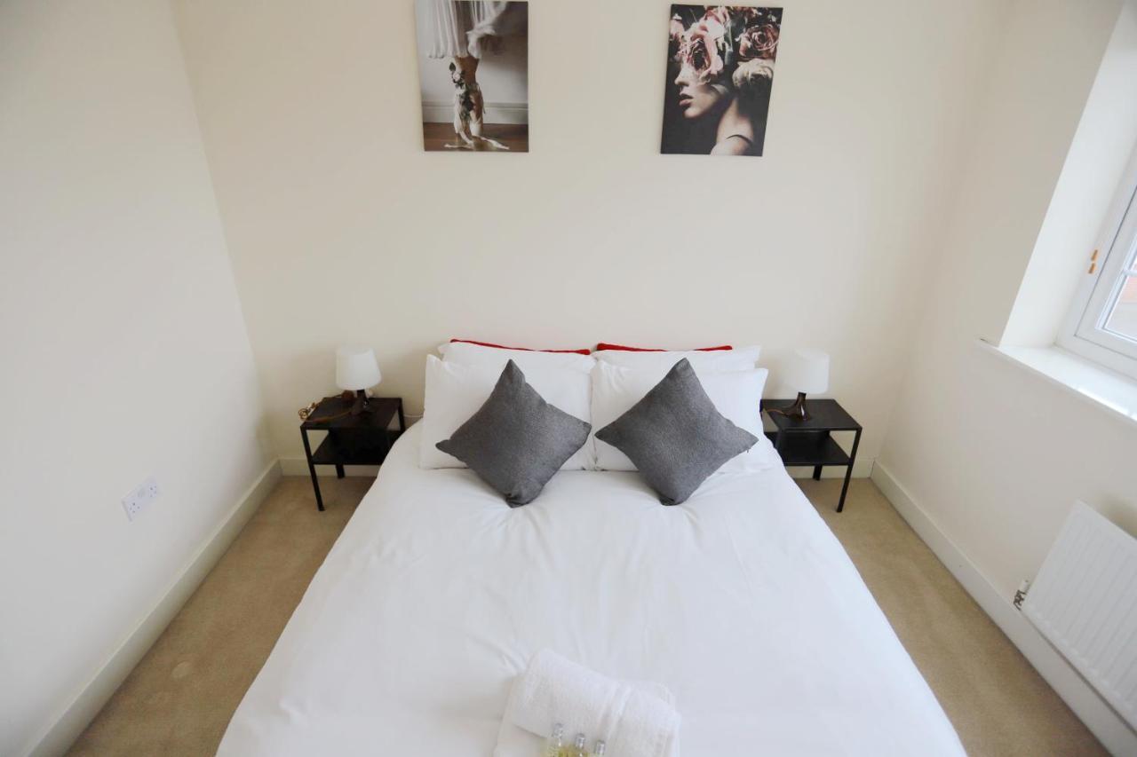 Апартаменти Easytravel Luxury Nec/Airport 3 Beds House Бірмінгем Екстер'єр фото